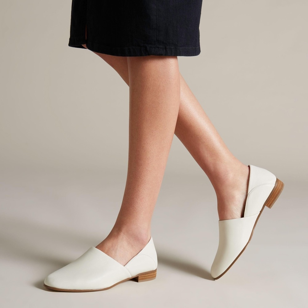 NWOT Clarks | Natural Canvas Loafers size 10